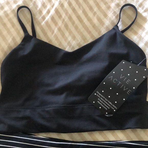 Gorgeous workout outfit BNWT - Picture 2 of 5